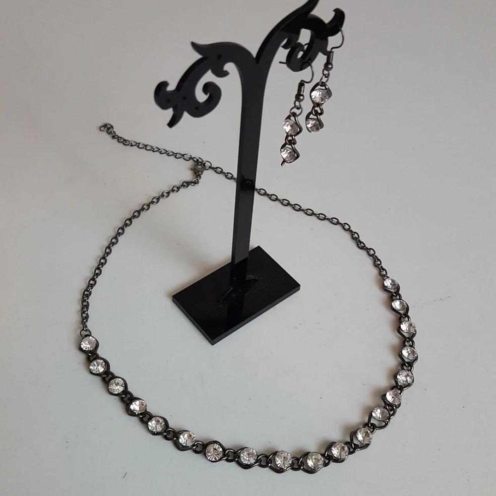 🆕Gunmetal & Rhinestone 3pc Necklace‎ Set